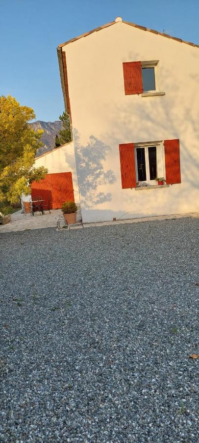Bed and Breakfast Etxe Laminak Систерон Экстерьер фото